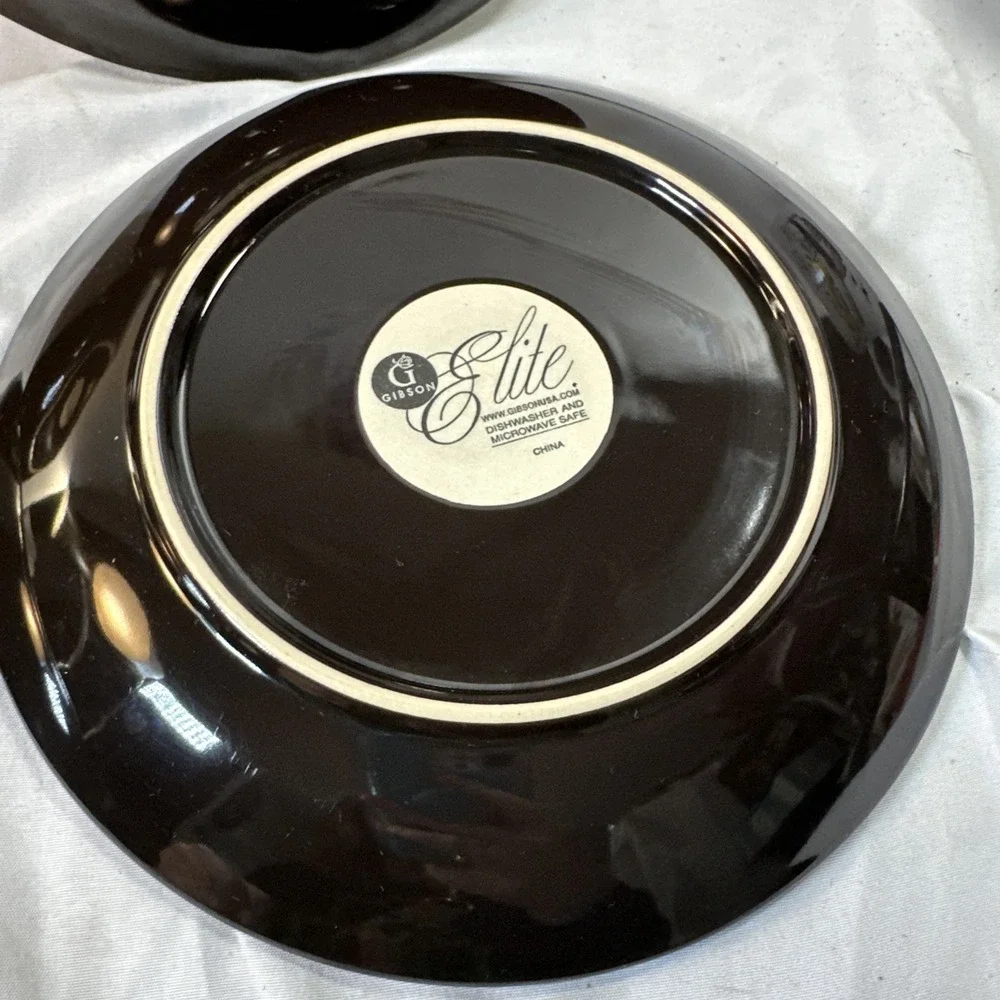 Gibson Elite Midnight Palm Salad Dessert Plates 8.25
